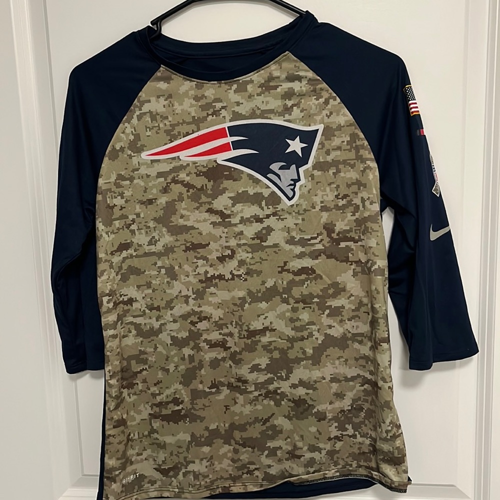 Nike Dri Fit Patriots Tee